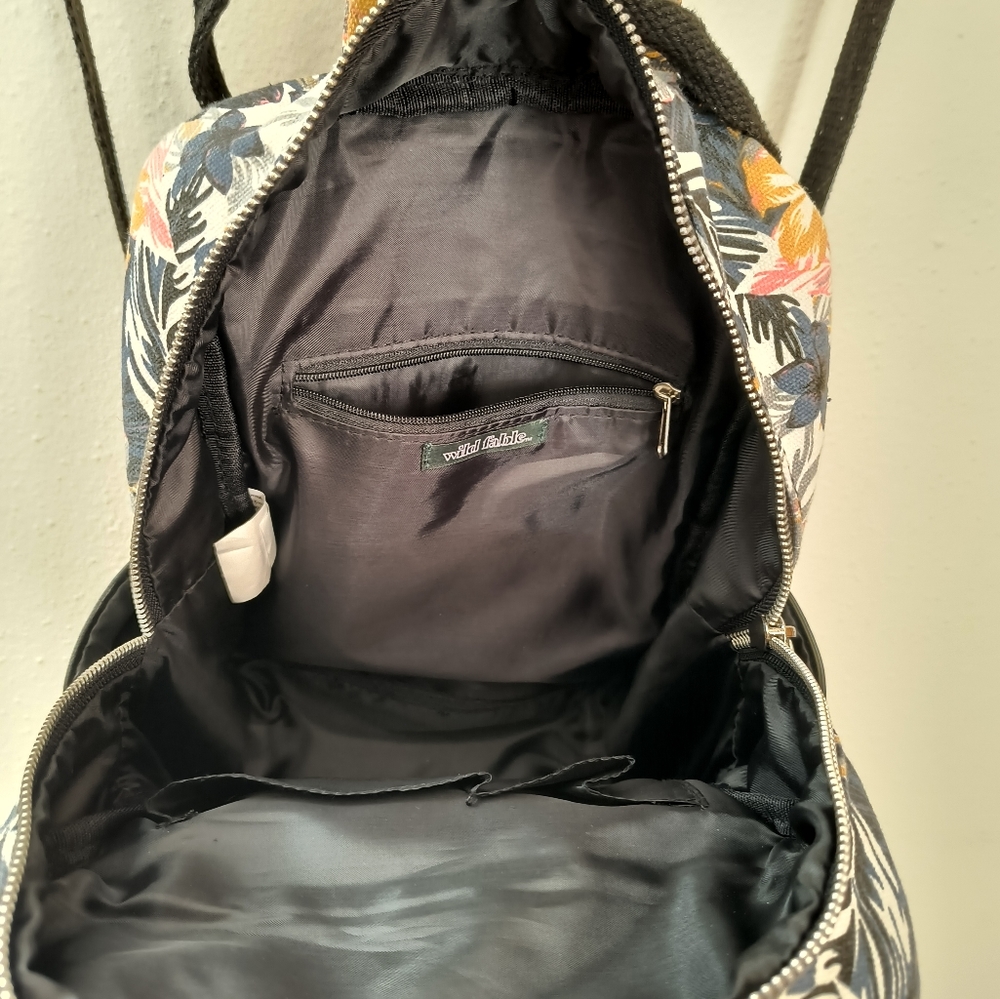 Wild fable backpack/purse - Picture 7 of 11
